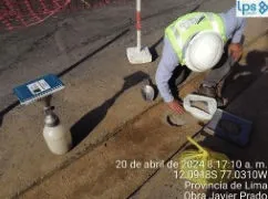 Cuadrilla en frente de obra en Javier Prado